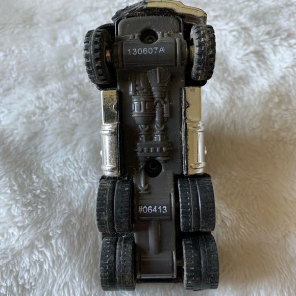 Vintage Tonka Black Semi Tractor Truck Cab Die Cast Vehicle - #06413 - Picture 10 of 10